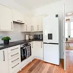 Appartamento St Marks Place By N And N Ltd Great Location, Perfect For Contractors, Workers And Corporate Stays, Free On-street Parking, Fast Wifi And Close To Local Restaurants, Shops And Bars