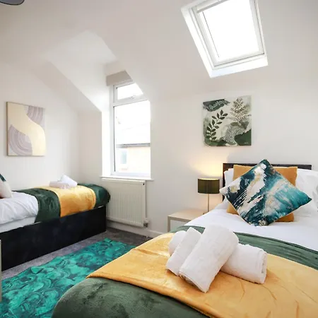 Апартаменты St Marks Place By N And N Ltd Great Location, Perfect For Contractors & Workers, Free On-street Parking