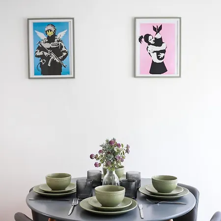 Appartamento St Marks Place By N And N Ltd Great Location, Perfect For Contractors, Workers And Corporate Stays, Free On-street Parking, Fast Wifi And Close To Local Restaurants, Shops And Bars Bristol