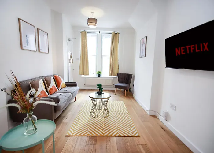 Apartmán St Marks Place By N And N Ltd Great Location, Perfect For Contractors, Workers And Corporate Stays, Free On-street Parking, Fast Wifi And Close To Local Restaurants, Shops And Bars *