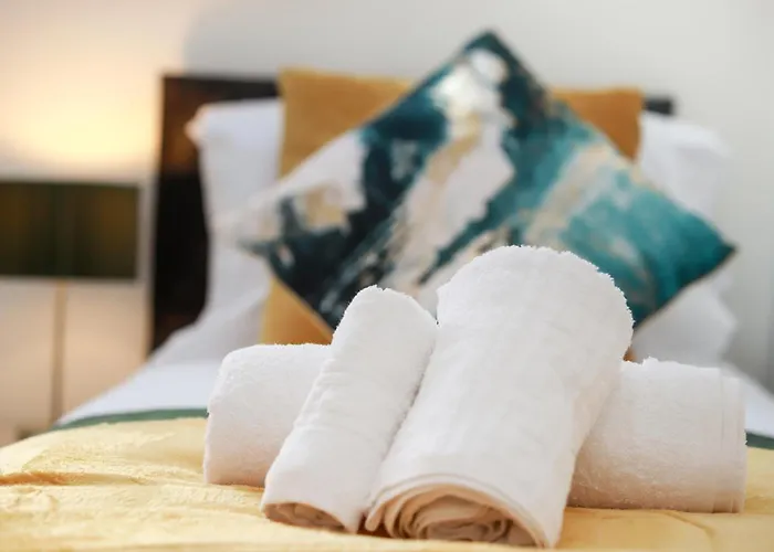 St Marks Place By N And N Ltd Great Location, Perfect For Contractors, Workers And Corporate Stays, Free On-street Parking, Fast Wifi And Close To Local Restaurants, Shops And Bars